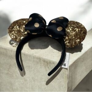 Disney Parks Black Velvet Gold Sequin Mickey’s Ears Headband